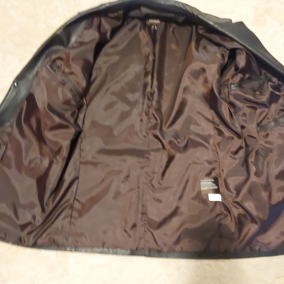 Danier leather  size XL - Picture 5 of 10